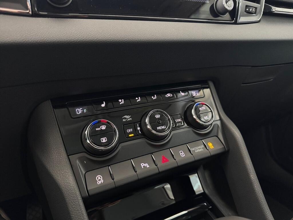 Skoda Karoq 1.5 TSI 110kW (150CV) DSG ACT Plus 12