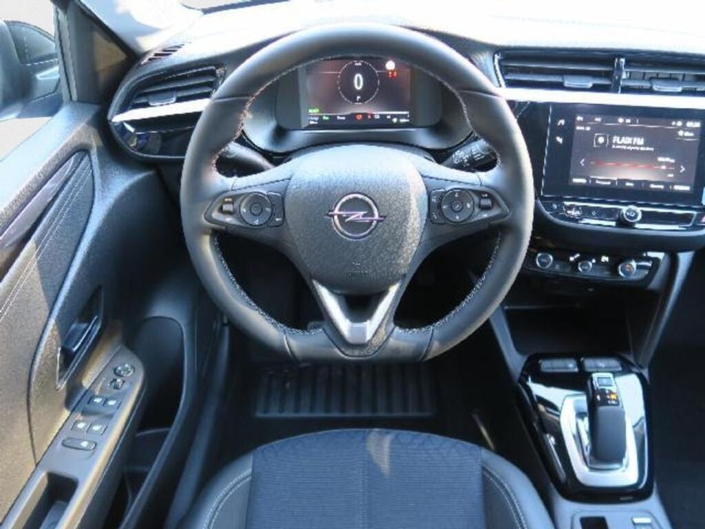 Opel Corsa -e Design & Tech BEV 50kWh 136 CV (100kW) 9