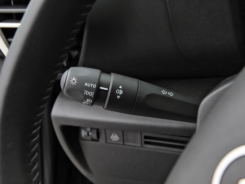 Citroën C4 Hybrid 145 ë-DCS6 Plus 15