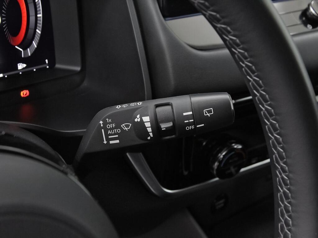 Nissan Qashqai E-POWER 140 KW (190 CV) N-Connecta 16