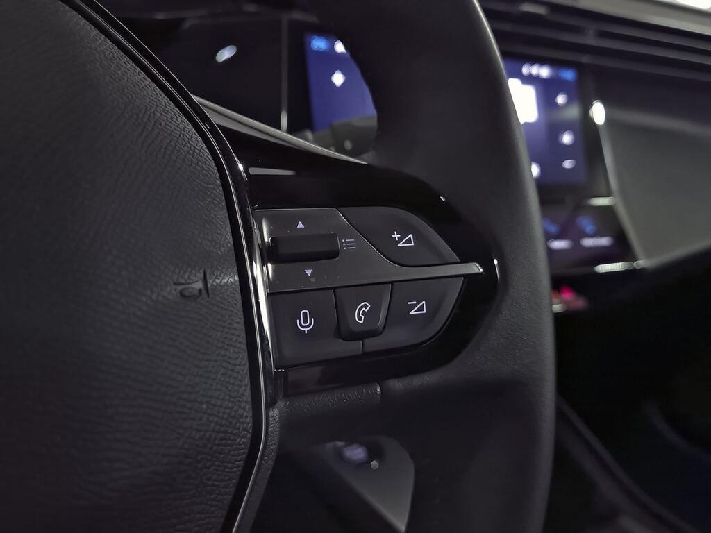 Peugeot 308 5P Allure PureTech 130 S&S MAN 17