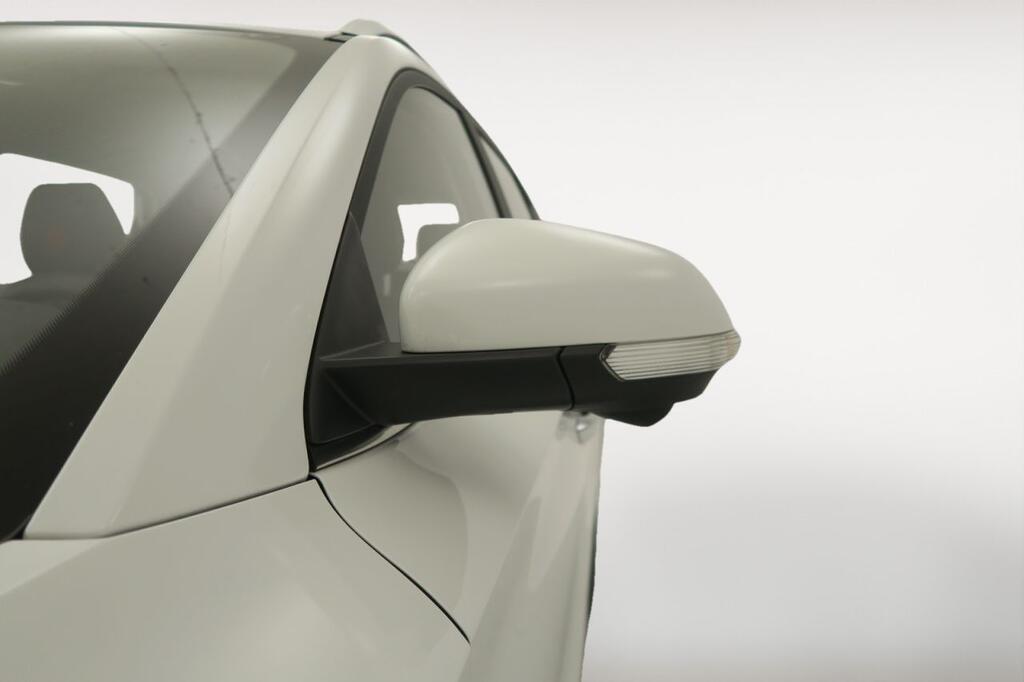 MG ZS LUXURY 1.5 106 CV 5P 29