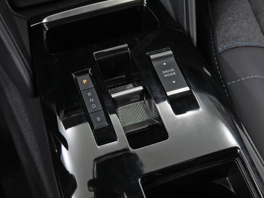 Citroën C4 ë-C4 eléctrico 100kW 50kWh Shine 33