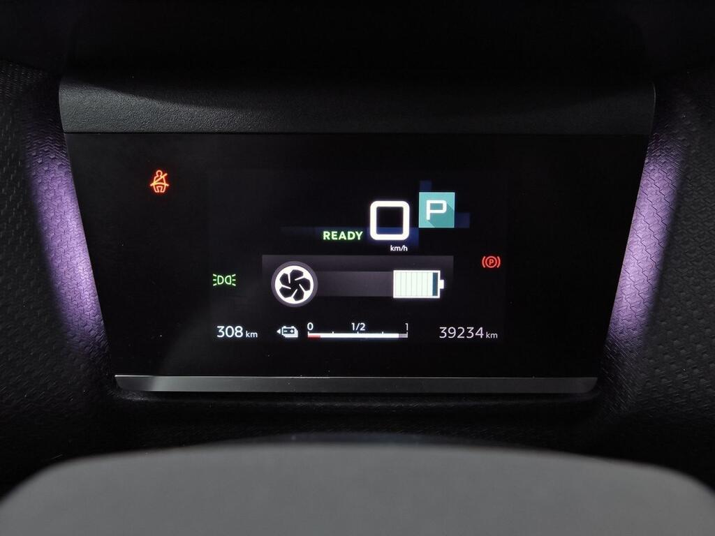 Citroën C4 ë-C4 eléctrico 100kW 50kWh Shine 15