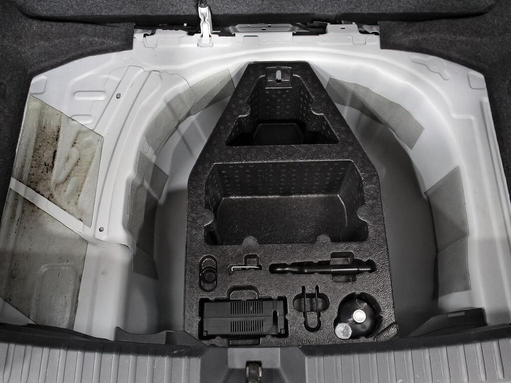 Seat Ibiza 1.0 MPI 59kW (80CV) Style Salta 27