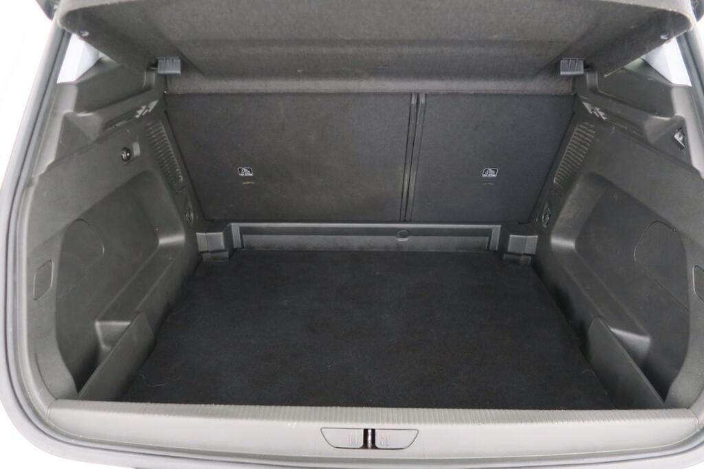 Opel Grandland X 1.2 Turbo Design Line 19