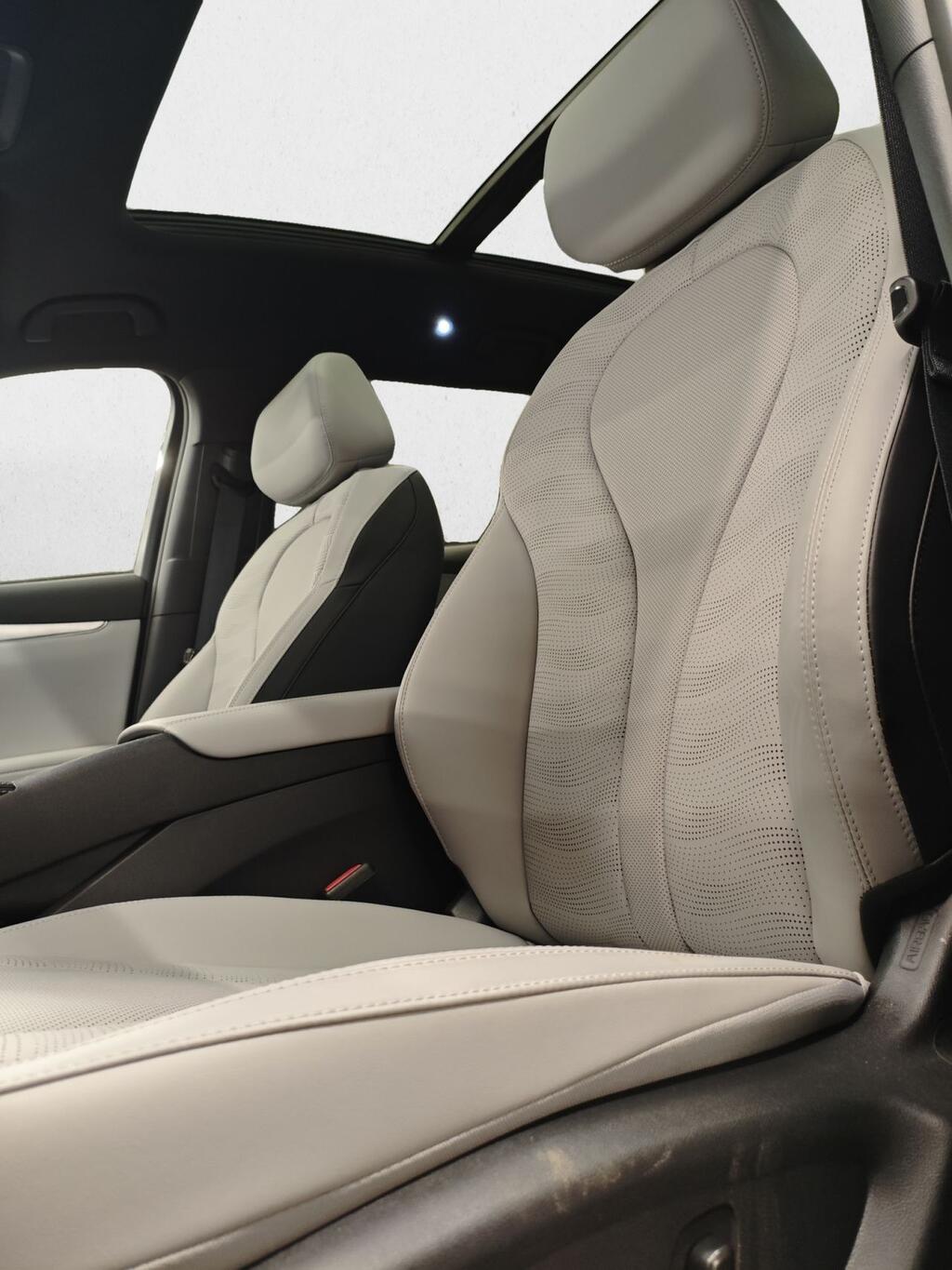 BYD Seal 6 DM-i FAMILIAR COMFORT LITE 1.5 DM-I 212 CV 5P 8