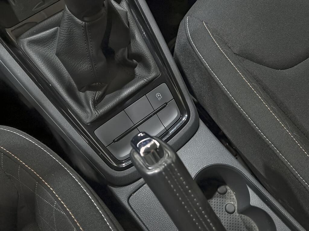 Skoda Kamiq 1.0 TSI 81kW (110CV) Ambition 27