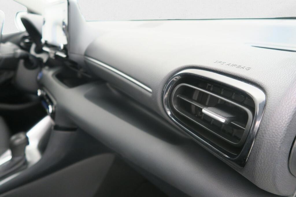 Toyota Yaris ACTIVE 1.5 VVT-I HYBRID TECH 116 CV 5P 17