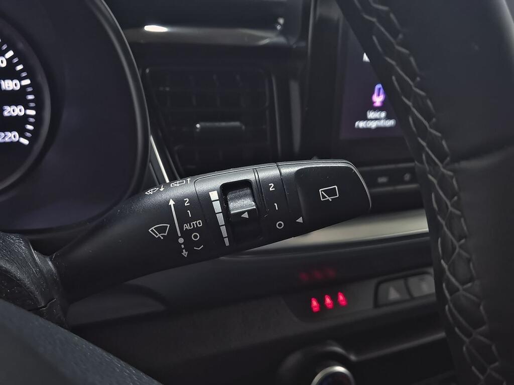 Kia Stonic 1.2 DPi 62kW (84CV) Drive 15