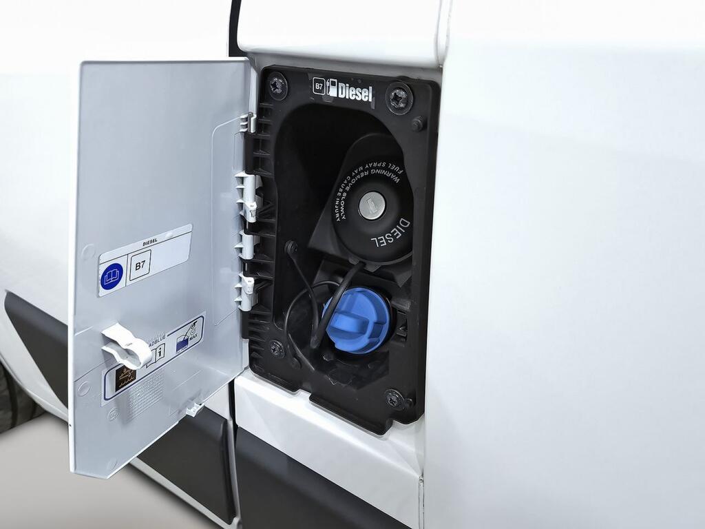 Citroën Jumper FURGON 2.2 BHDI 140 L3H2 3.5T 4P 26