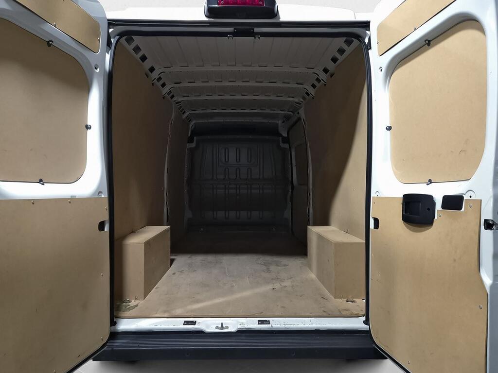 Citroën Jumper FURGON 2.2 BHDI 140 L3H2 3.5T 4P 10