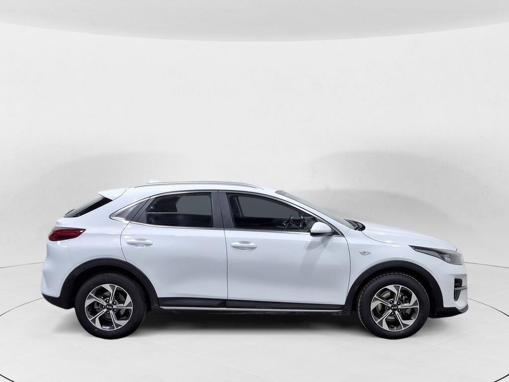 Kia XCeed 1.6 MHEV iMT Drive 100kW (136CV) 3