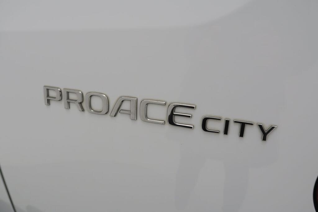 Toyota Proace City FG 1.5D 102 CV MWB 4P 18