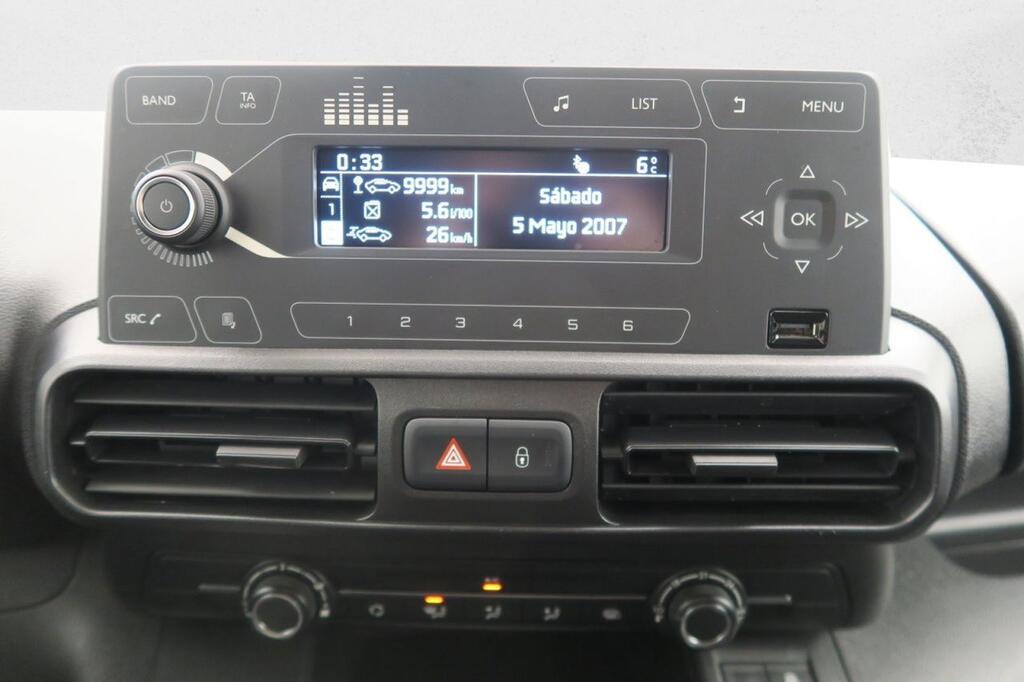 Toyota Proace City FG 1.5D 102 CV MWB 4P 8