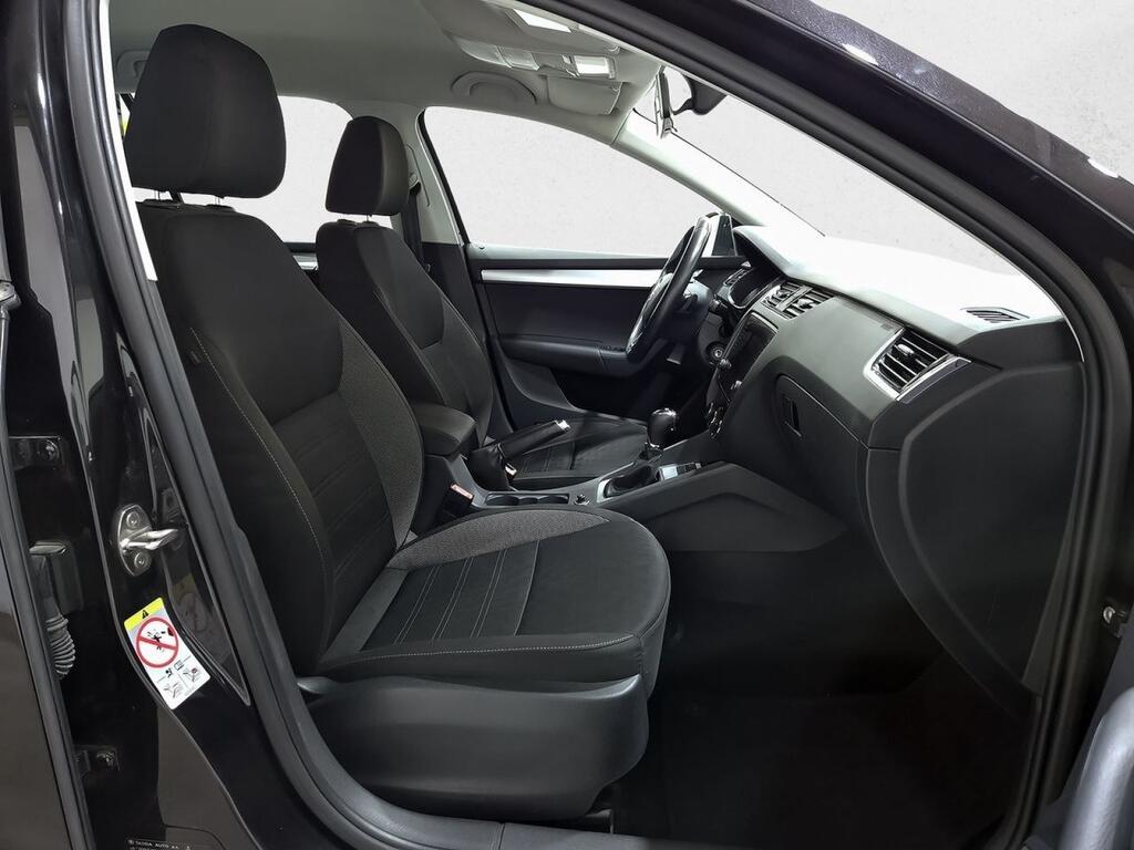 Skoda Octavia Combi 1.5 TSI 110KW (150CV) DSG Ambition 7