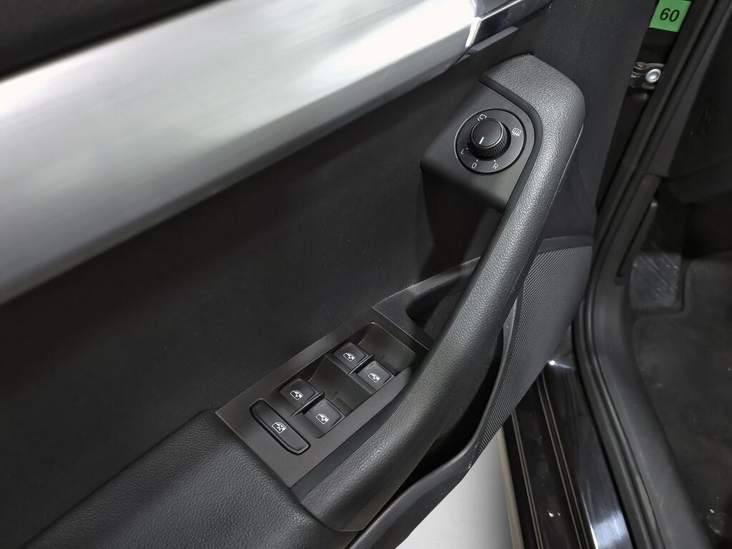 Skoda Octavia Combi 1.5 TSI 110KW (150CV) DSG Ambition 11