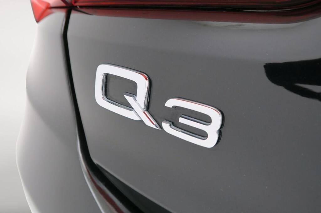 Audi Q3 S LINE 35 2.0 TDI 150 CV S TRONIC 5P 26