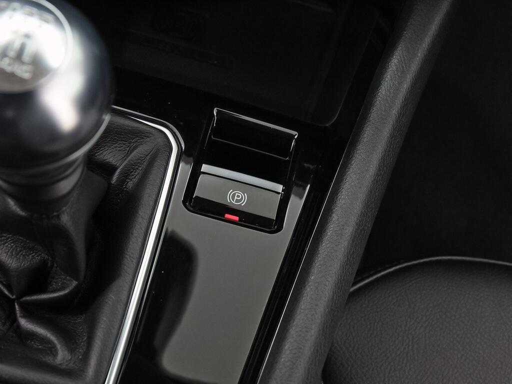 Jeep Compass 1.3 Gse T4 96kW (130CV) Limited MT FWD 31