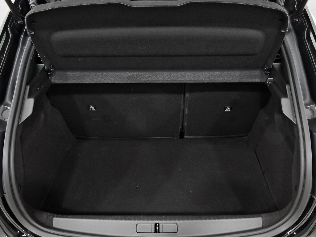 Peugeot 208 Active Puretech 100 10