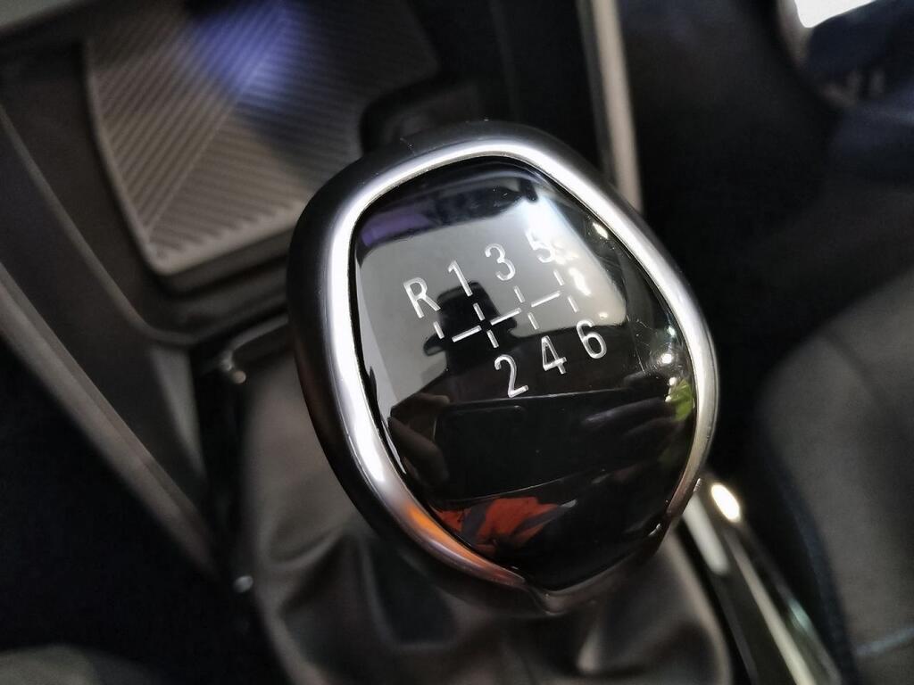 Citroën C4 SHINE 1.2 PURETECH 130 CV S&S 5P 30