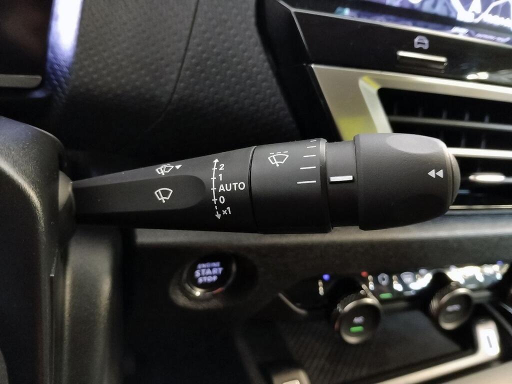 Citroën C4 SHINE 1.2 PURETECH 130 CV S&S 5P 15