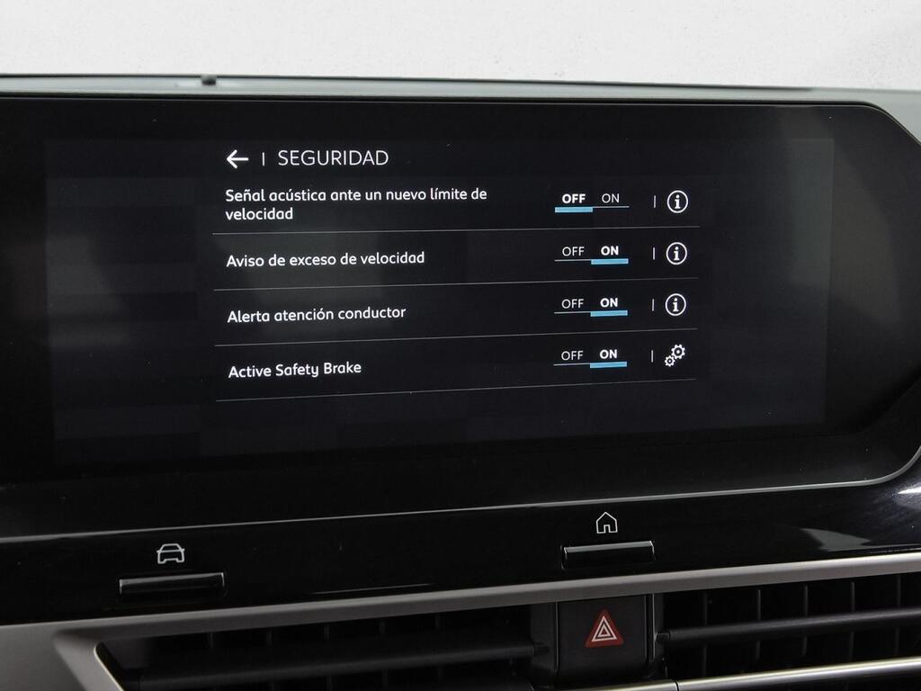 Citroën C4 Hybrid 145 ë-DCS6 Plus 26