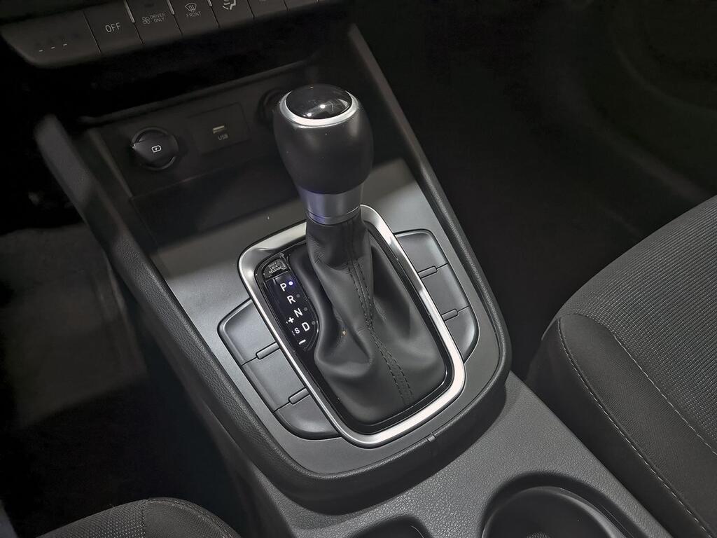 Hyundai Kona 1.6 GDI HEV Maxx DCT 26