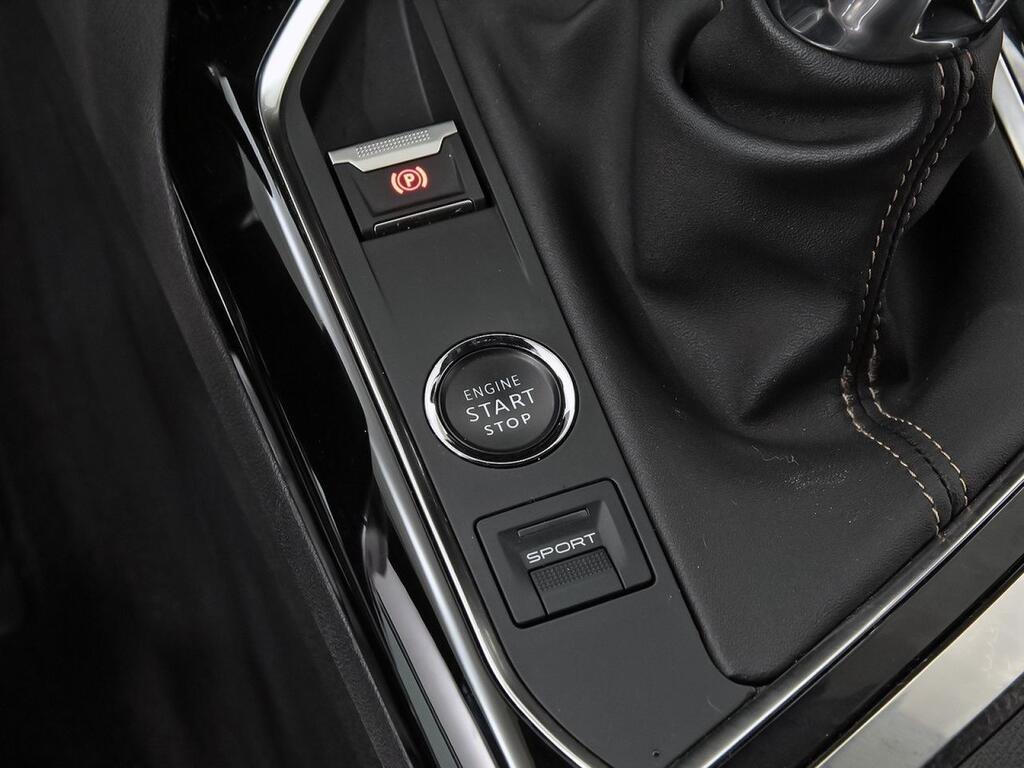 Peugeot 3008 1.5 BlueHDi 96kW (130CV) S&S GT 29