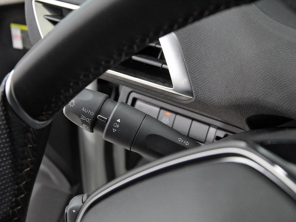 Peugeot 3008 1.5 BlueHDi 96kW (130CV) S&S GT 14