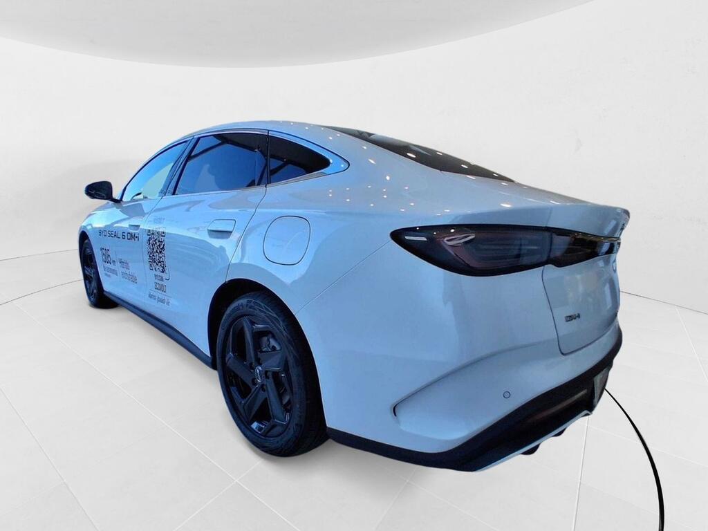 BYD Seal 6 DM-i Sedan 1.5 DM-I COMFORT LITE 212 4P 5