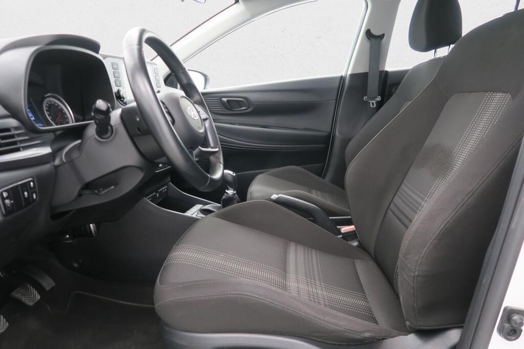 Hyundai Bayon MAXX 1.2 MPI 84 CV 5P 16