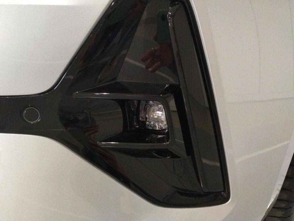 Opel Astra GS 1.2T 130CV MT6 5P 17