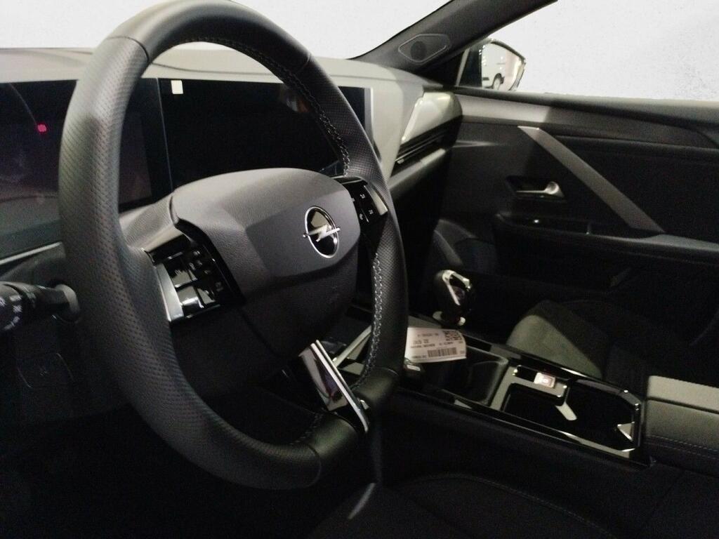 Opel Astra GS 1.2T 130CV MT6 5P 12