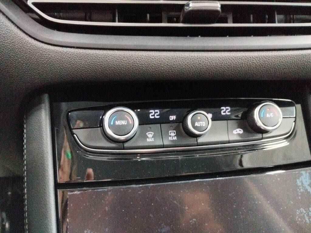 Opel Grandland GS 1.2T HYBRID 136CV DCT6 12