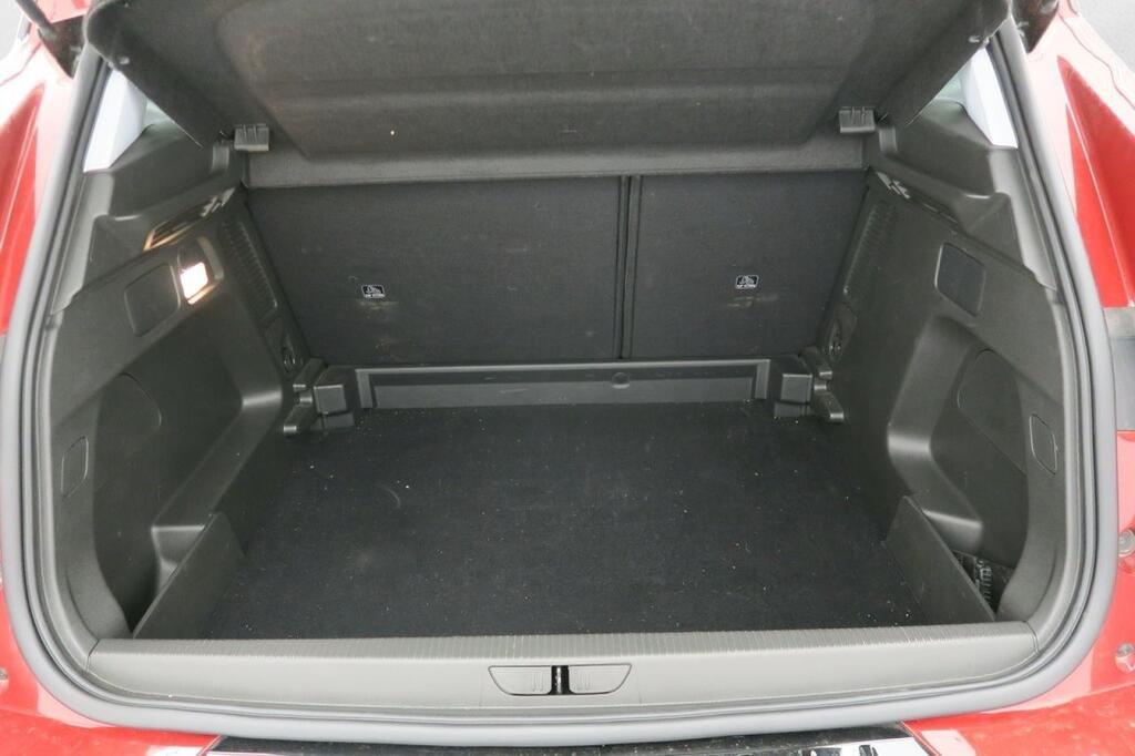 Opel Grandland GS 1.2T XHT HYBRID DCT6 136 CV 18