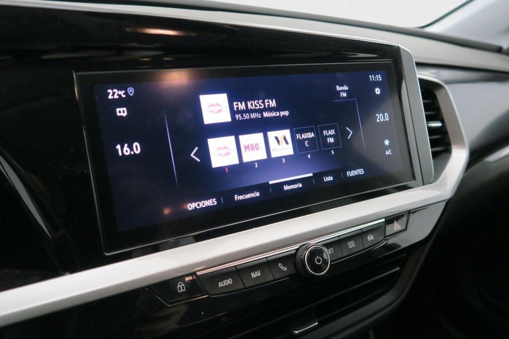 Opel Grandland GS 1.2T XHT HYBRID DCT6 136 CV 7