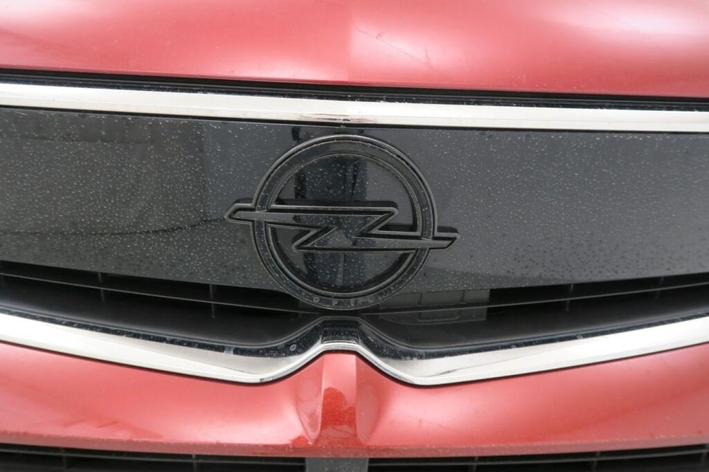 Opel Grandland GS 1.2T XHT HYBRID DCT6 136 CV 19