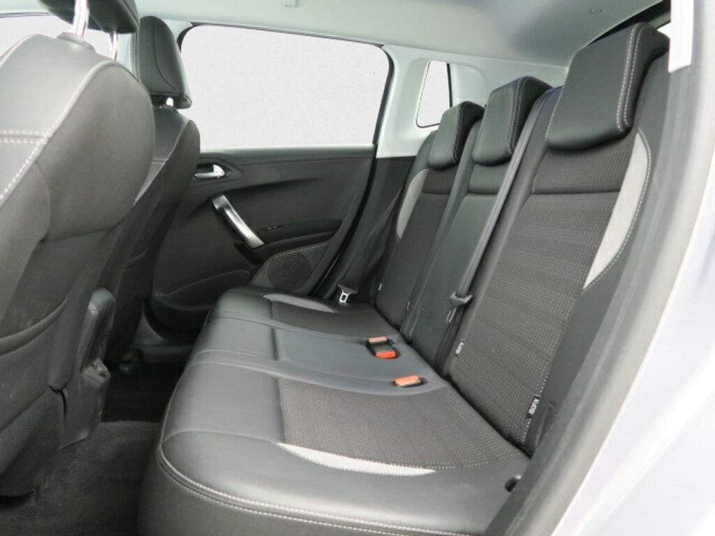 Peugeot 2008 ALLURE PACK 1.2 PURETECH 100CV MAN 18