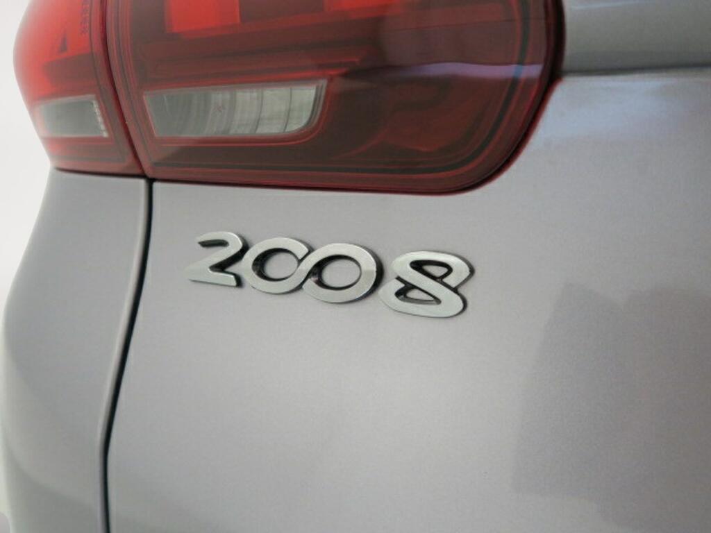 Peugeot 2008 ALLURE PACK 1.2 PURETECH 100CV MAN 21