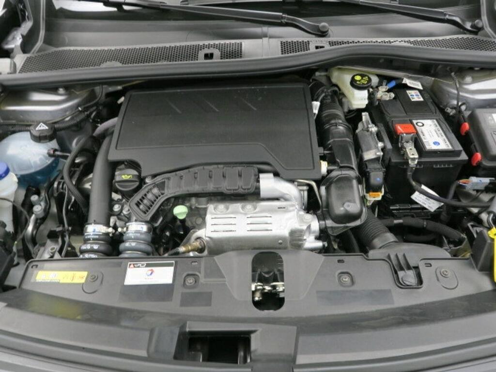 Peugeot 2008 ALLURE PACK 1.2PURETECH 100CV MT6 18