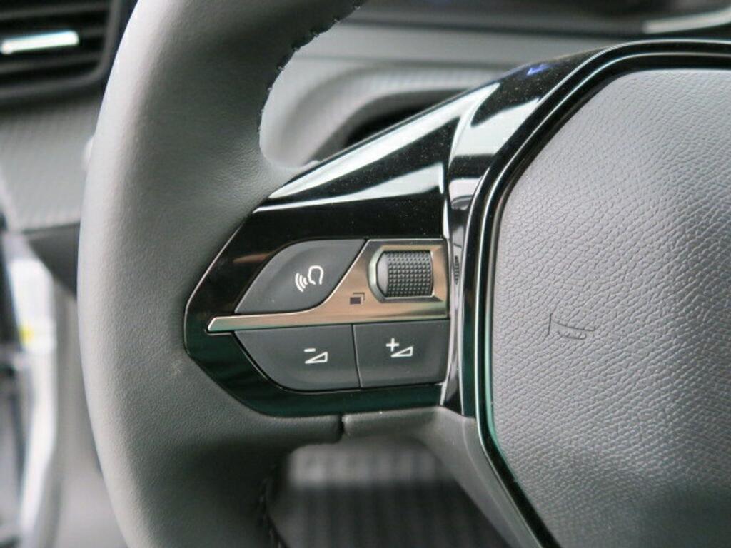 Peugeot 2008 ALLURE PACK 1.2PURETECH 100CV MT6 8