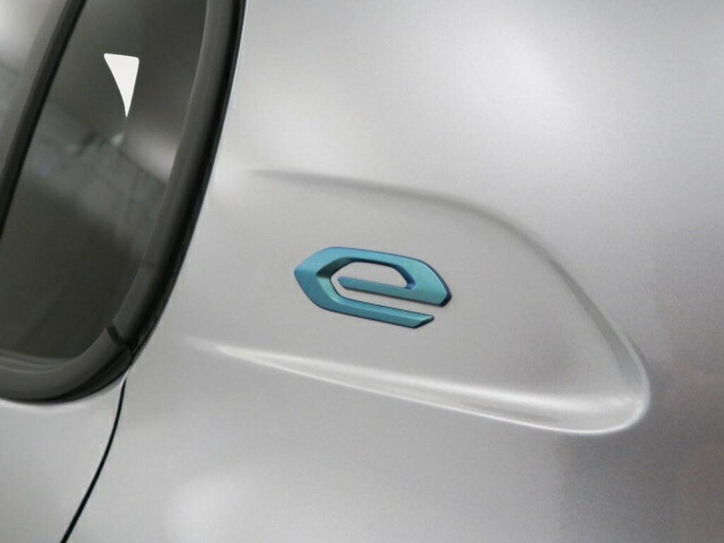Peugeot 208 ALLURE ELECTRIQUE 136CV AUTO 5P 23