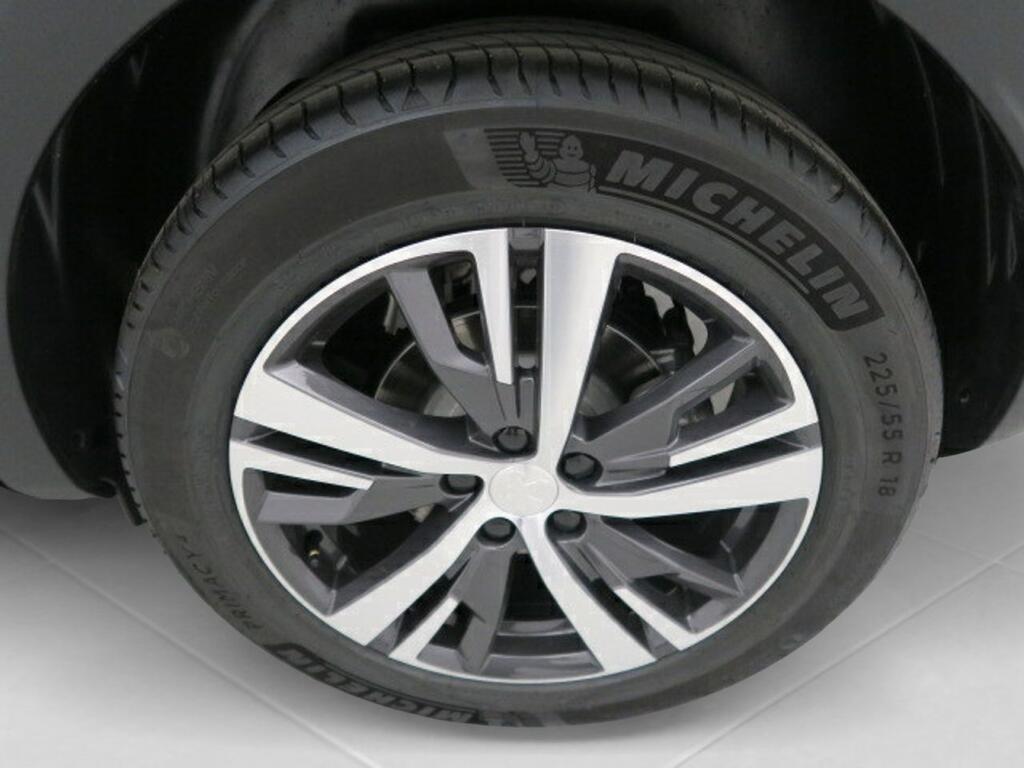 Peugeot 3008 ALLURE PACK 1.2 PURETECH 130CV MAN 25