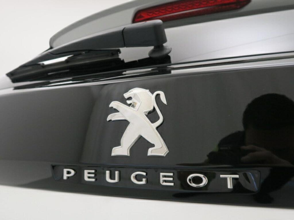 Peugeot 3008 ALLURE PACK 1.2 PURETECH 130CV MAN 22