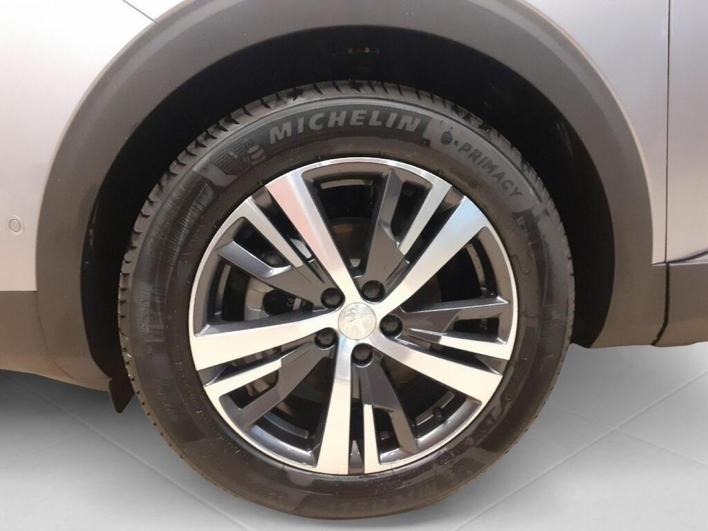 Peugeot 3008 ALLURE PACK 1.2PUERECH 130CV 5P MAN. 6VEL 18