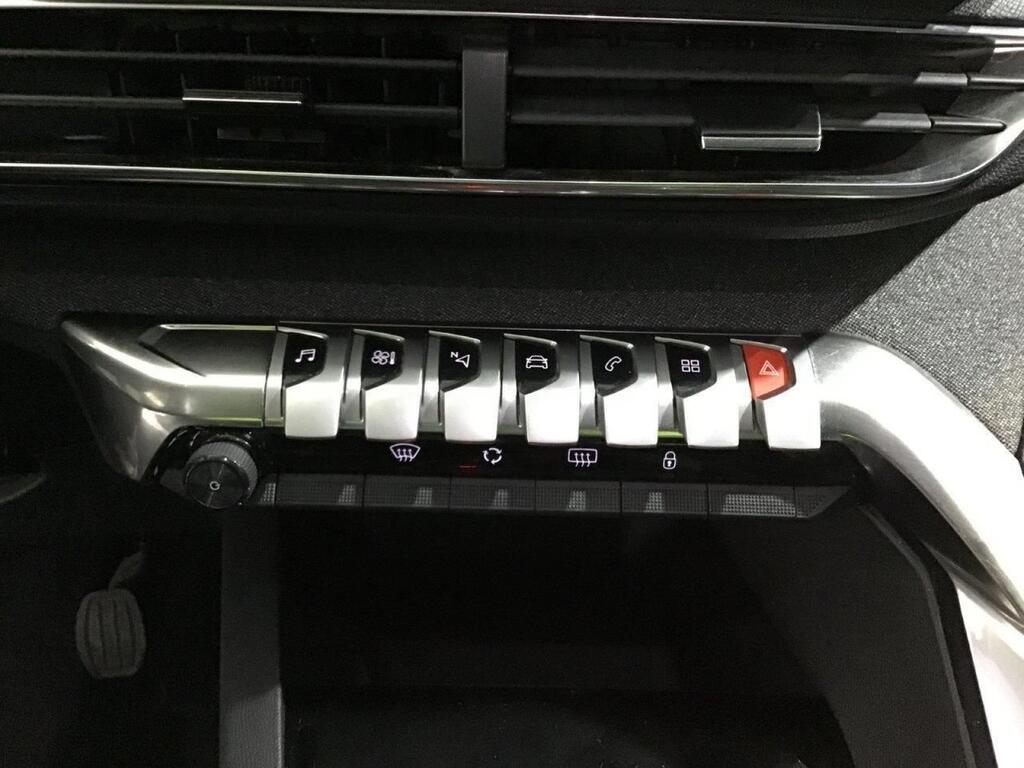 Peugeot 5008 ALLURE PACK 1.5 BLUEHDI 130 CV S&S MAN 5P 7 PLAZAS 10