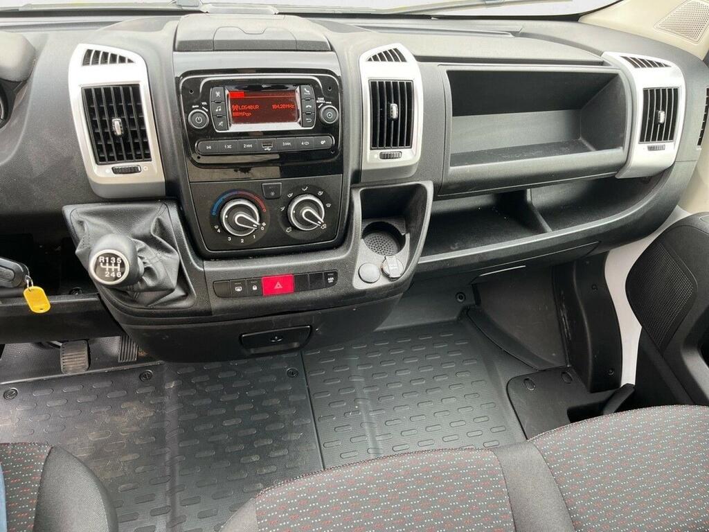 Peugeot Boxer FG L1H1 2.2 BHDI 120 CV 330 4P 3