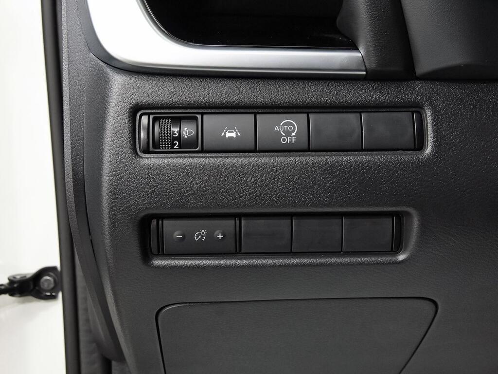 Nissan Qashqai DIG-T 116kW Xtronic N-Connecta 13