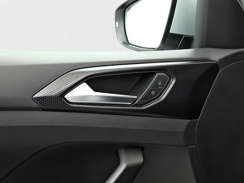 Volkswagen T-Cross Advance 1.0 TSI 81kW (110CV) 11